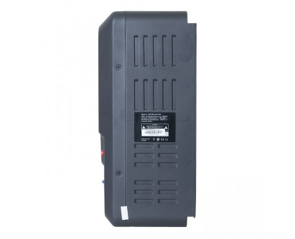 Стабилизатор напряжения SVEN AVR PRO-5000 LCD Стабилизатор напряжения SVEN AVR PRO-5000 LCD