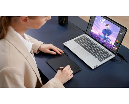 Графічний планшет Huion 4.8"x3" RTE-100, USB-C, чорний Графічний планшет Huion 4.8"x3" RTE-100, USB-C, чорний