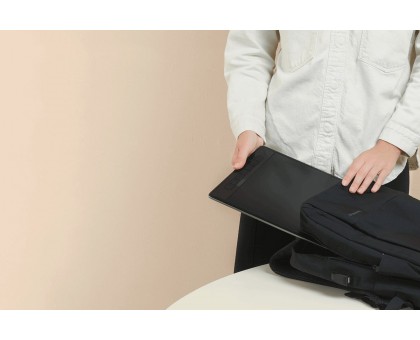 Графічний монітор Huion 13,3" Kamvas Pro 13,2.5K USB-C,чорний Графічний монітор Huion 13,3" Kamvas Pro 13,2.5K USB-C,чорний
