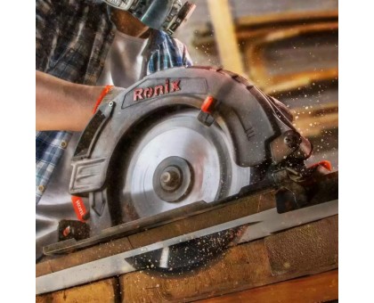 Циркулярна пила Ronix 4323 2800Вт, 235мм Циркулярна пила Ronix 4323 2800Вт, 235мм