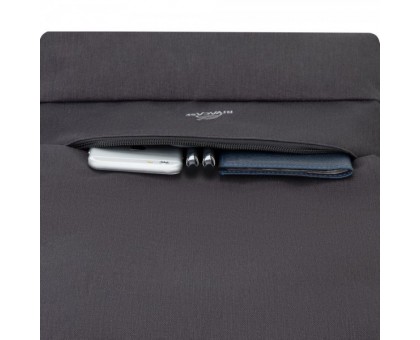 Рюкзак для ноутбука RivaCase 7562 (Black) 15.6", водовідштовхувальний, антизлодій, чорний Рюкзак для ноутбука RivaCase 7562 (Black) 15.6", водовідштовхувальний, антизлодій, чорний
